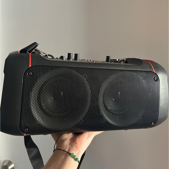 MaxPower MPD421 Bluetooth Karaoke Boombox Speaker with Mic & Charger - EUC - Picture 2 of 9